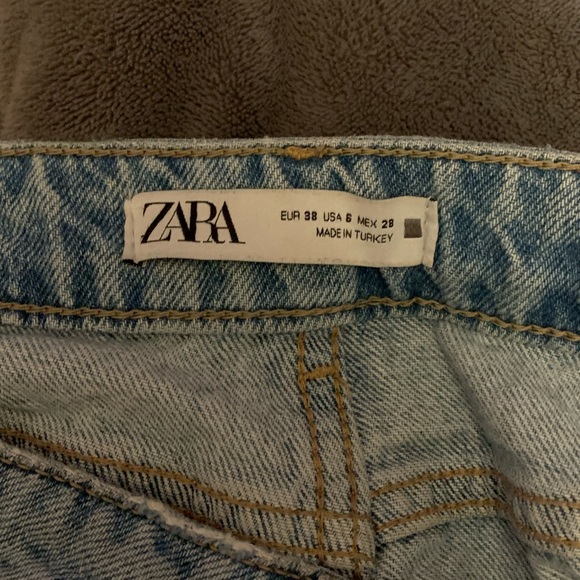 Zara blue ripped jeans - Picture 3 of 3